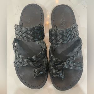 Saint Laurent black leather braided sandals women 37